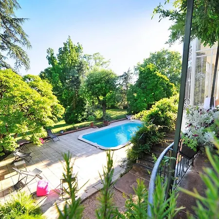 Clos Saint-blaise Bed & Breakfast *